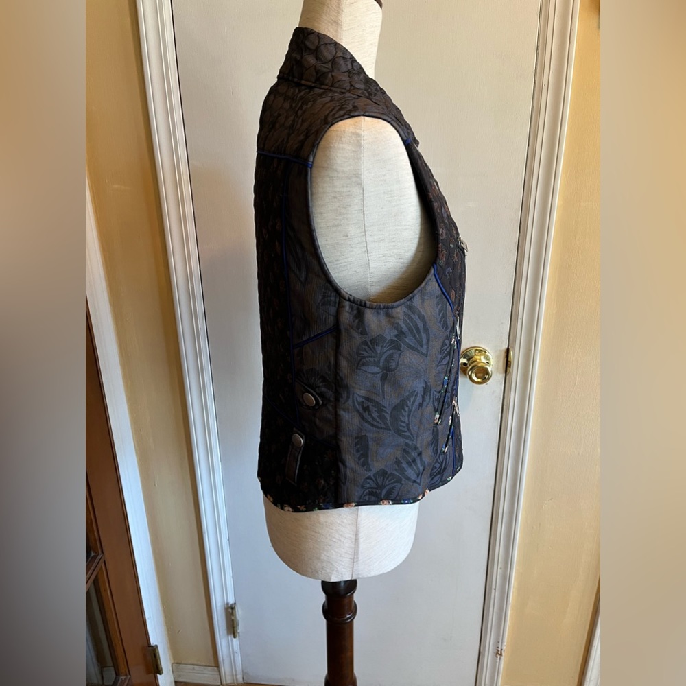 *SOLD*Coach Floral Silk Quilted Zip-Up Vest - Picture 5 of 10